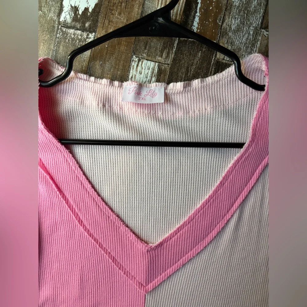 Pink Lily Color Block Top - Picture 4 of 8